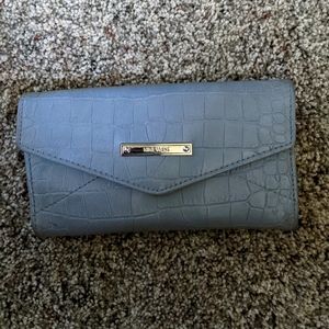 Nine West wallet